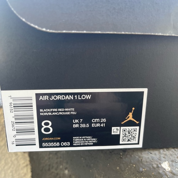 Air Jordan 1 Low - Picture 8 of 8